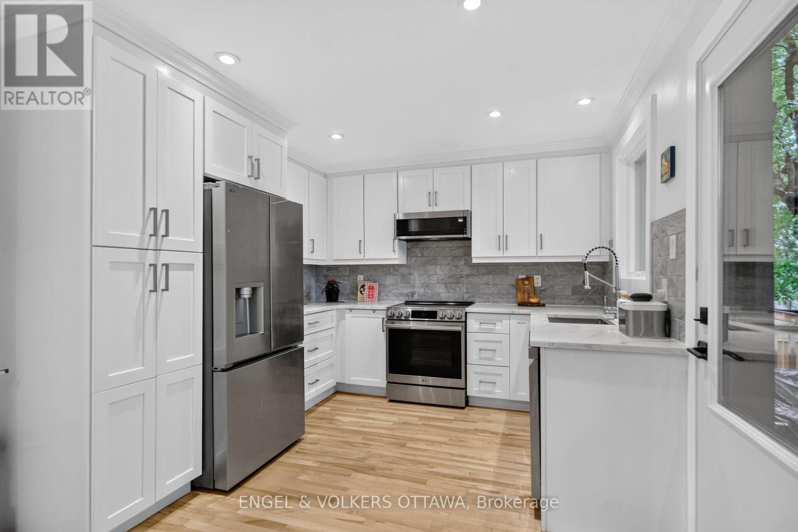 390 Princeton Avenue Property Photo 13