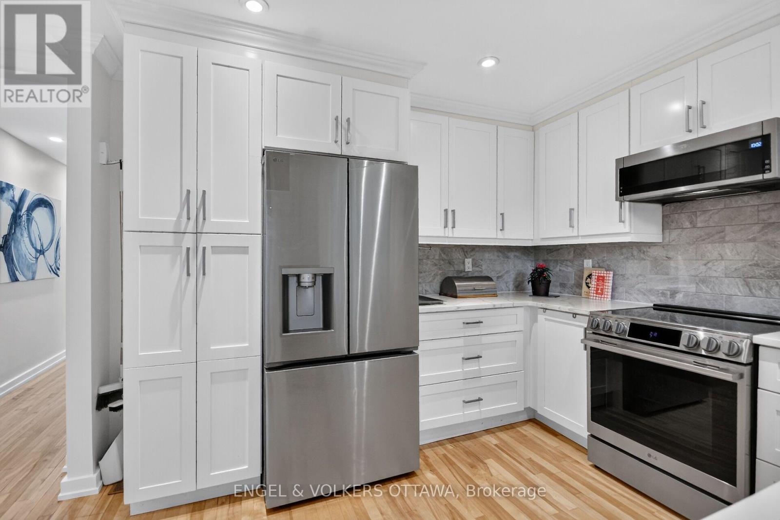 390 Princeton Avenue Property Photo 15
