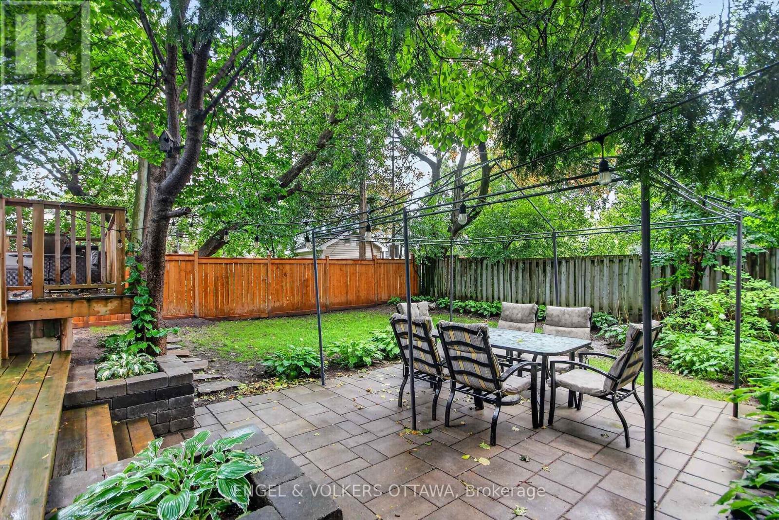 390 Princeton Avenue Property Photo 47