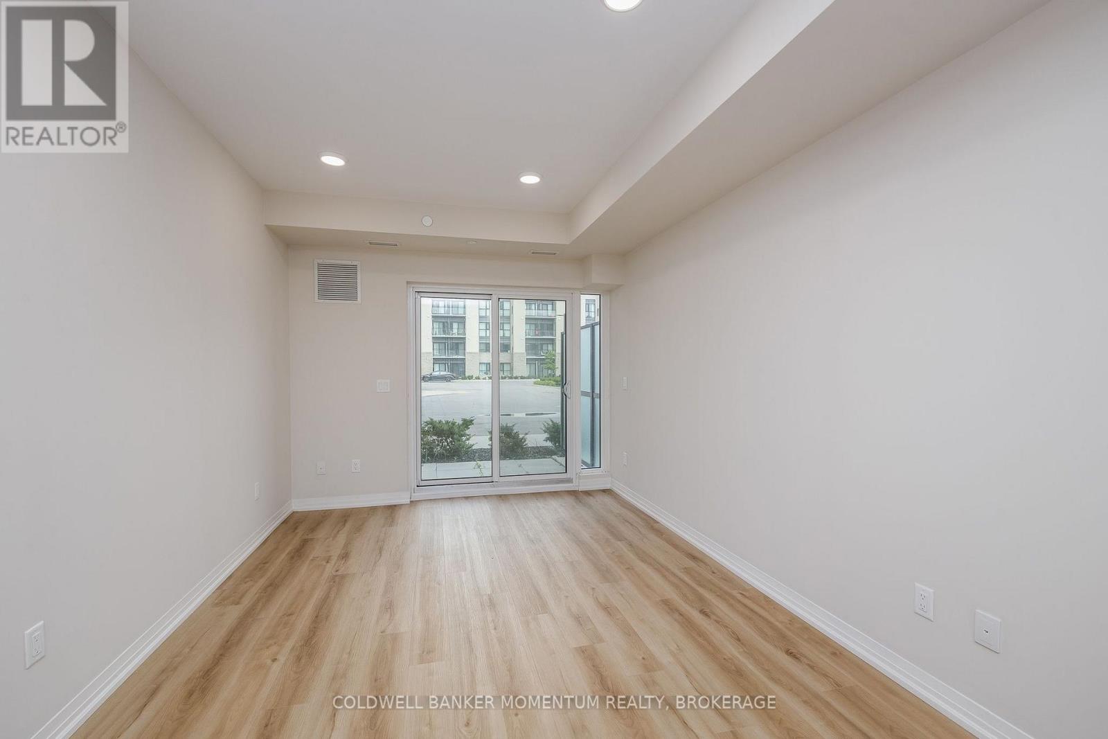108 - 50 Herrick Avenue Property Photo 9