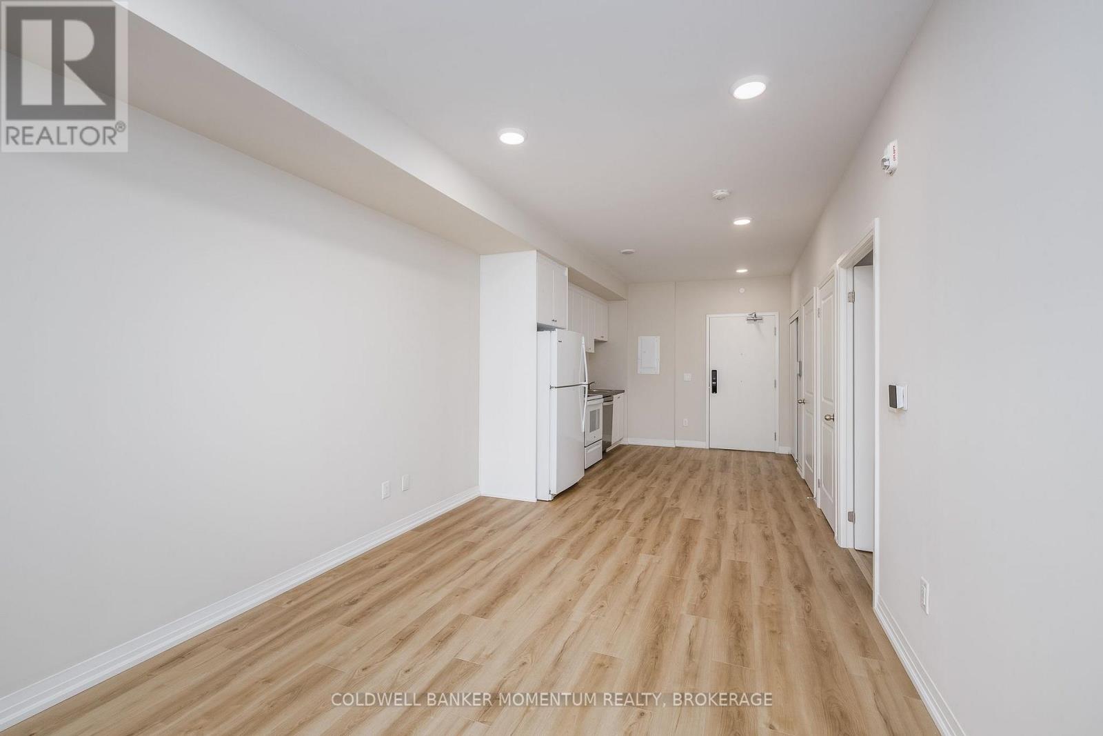 108 - 50 Herrick Avenue Property Photo 10