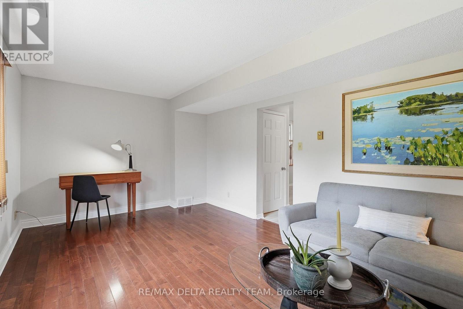 1587 Maxime Street Property Photo 10