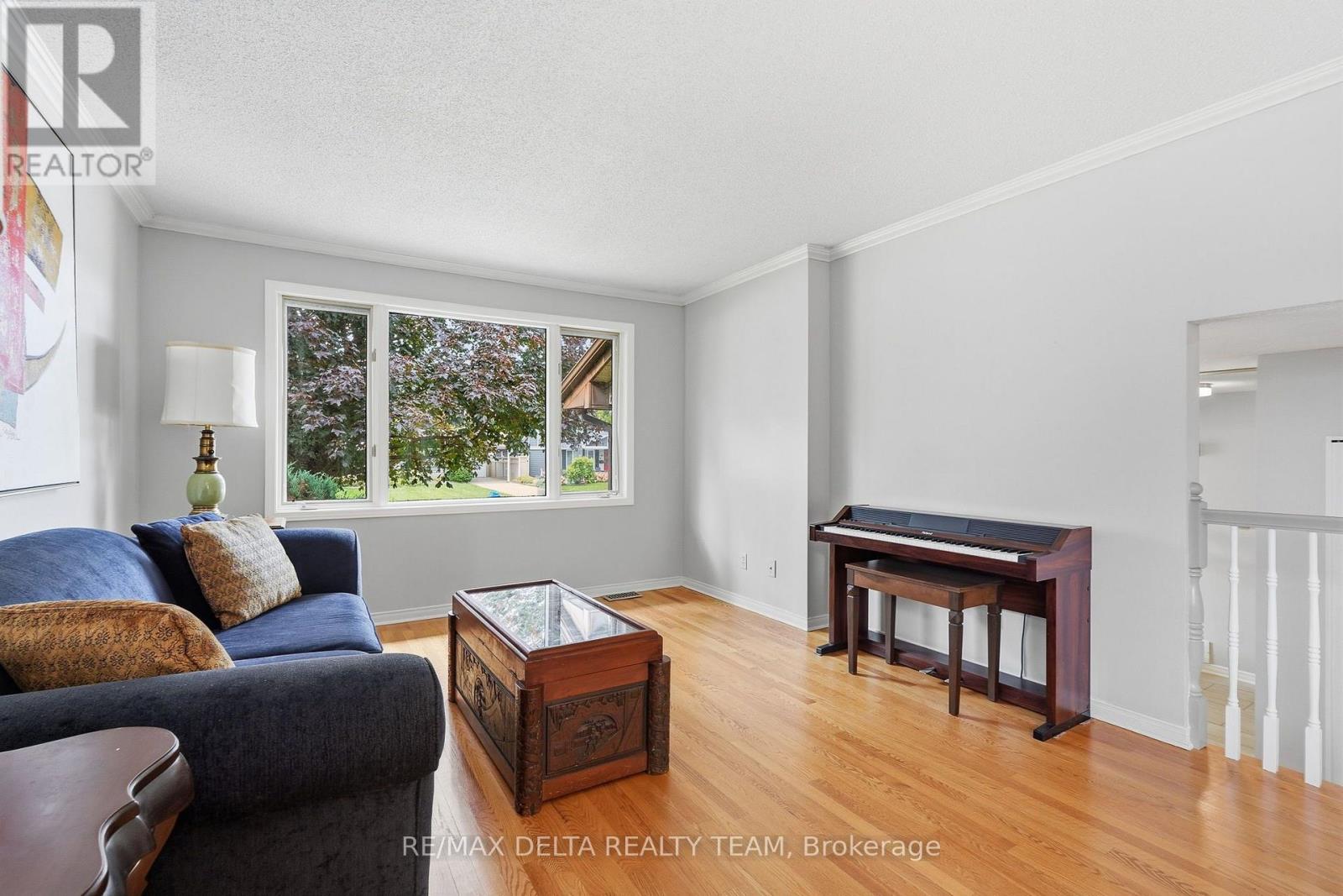 1587 Maxime Street Property Photo 13