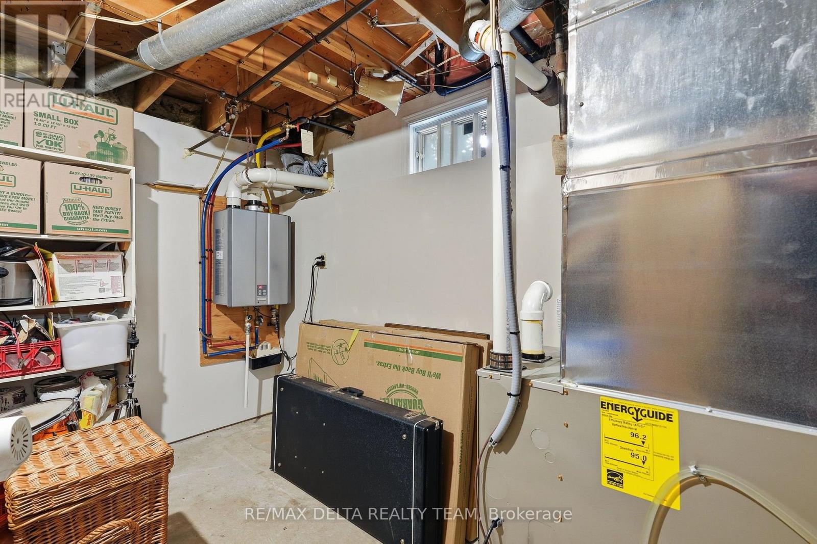 1587 Maxime Street Property Photo 29