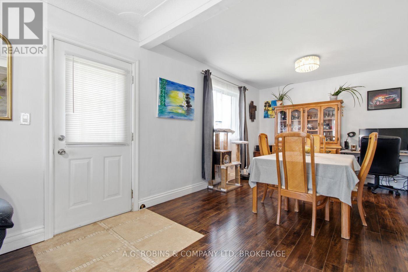 54 Clifford Avenue Property Photo 5