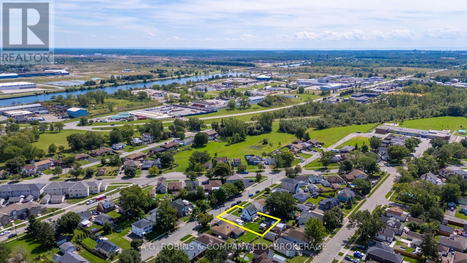 54 Clifford Avenue Property Photo 37