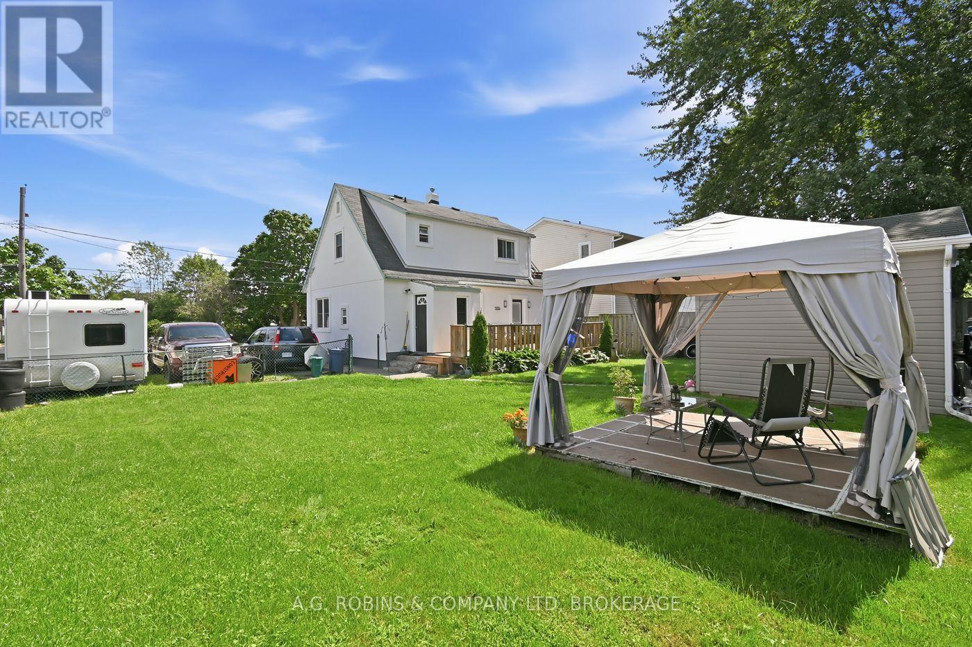 54 Clifford Avenue Property Photo 41
