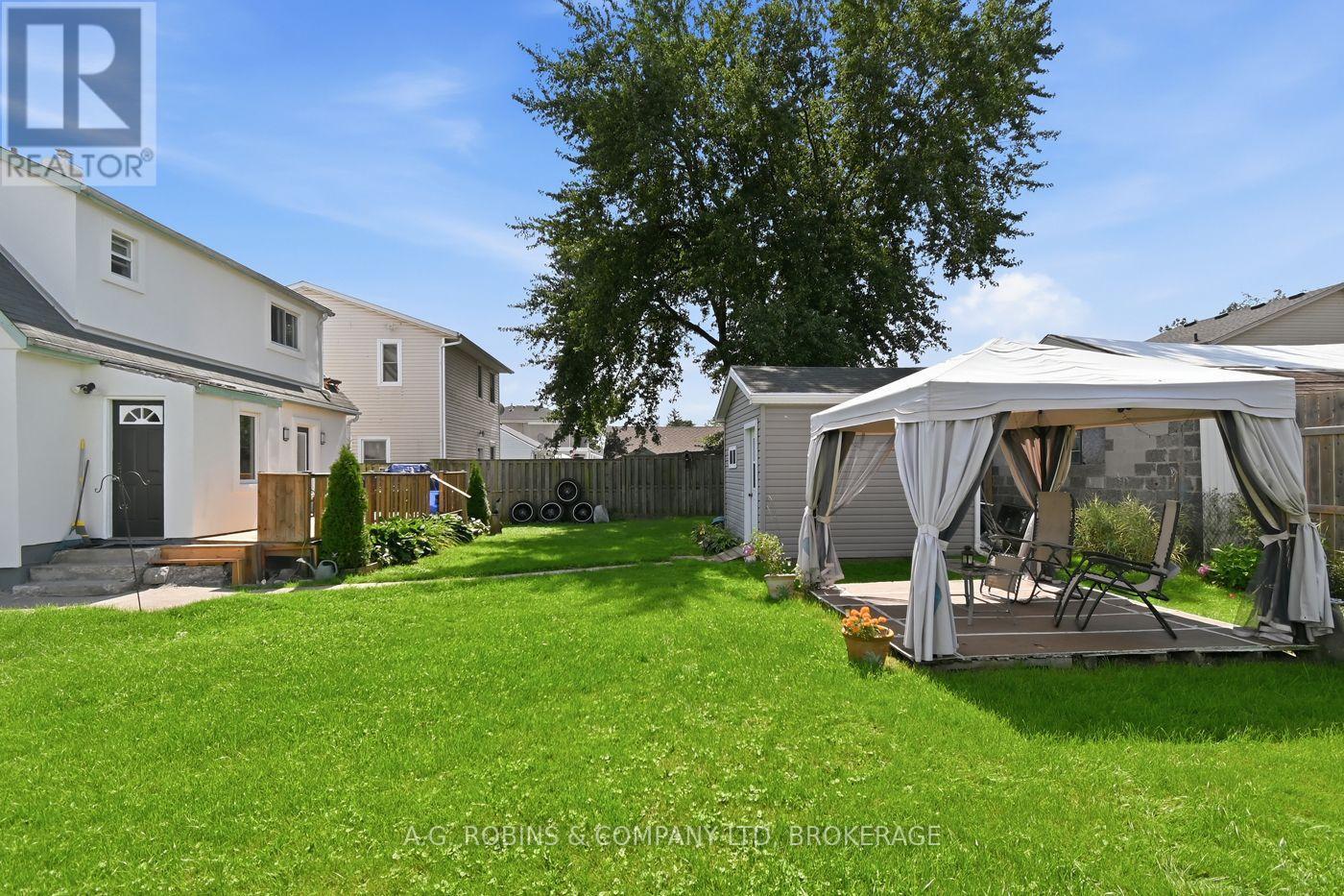 54 Clifford Avenue Property Photo 42
