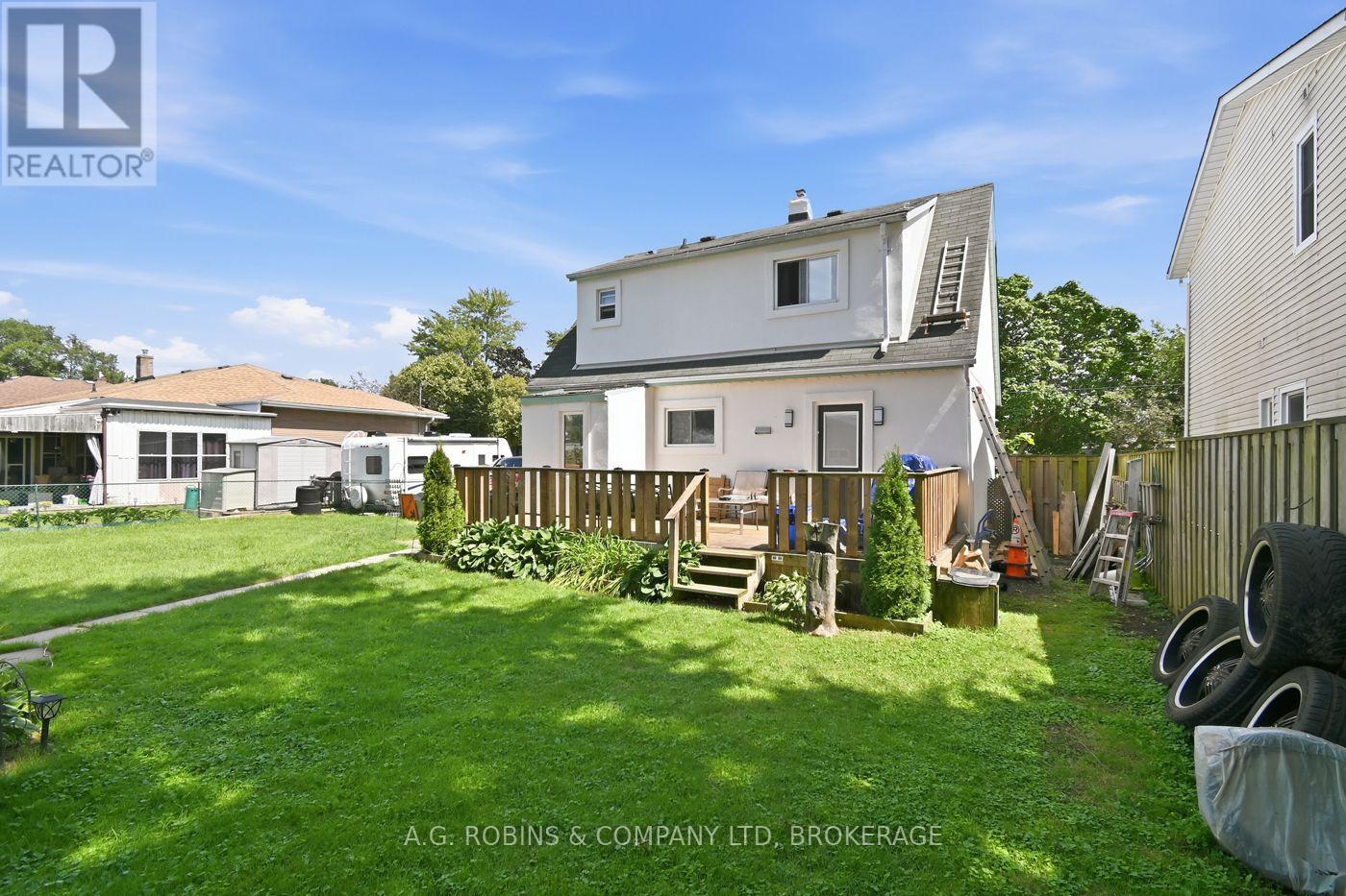 54 Clifford Avenue Property Photo 43