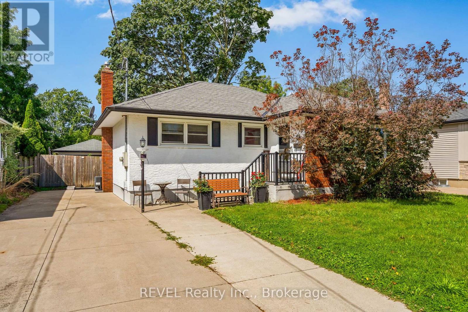 15 DUNCAN DRIVE
