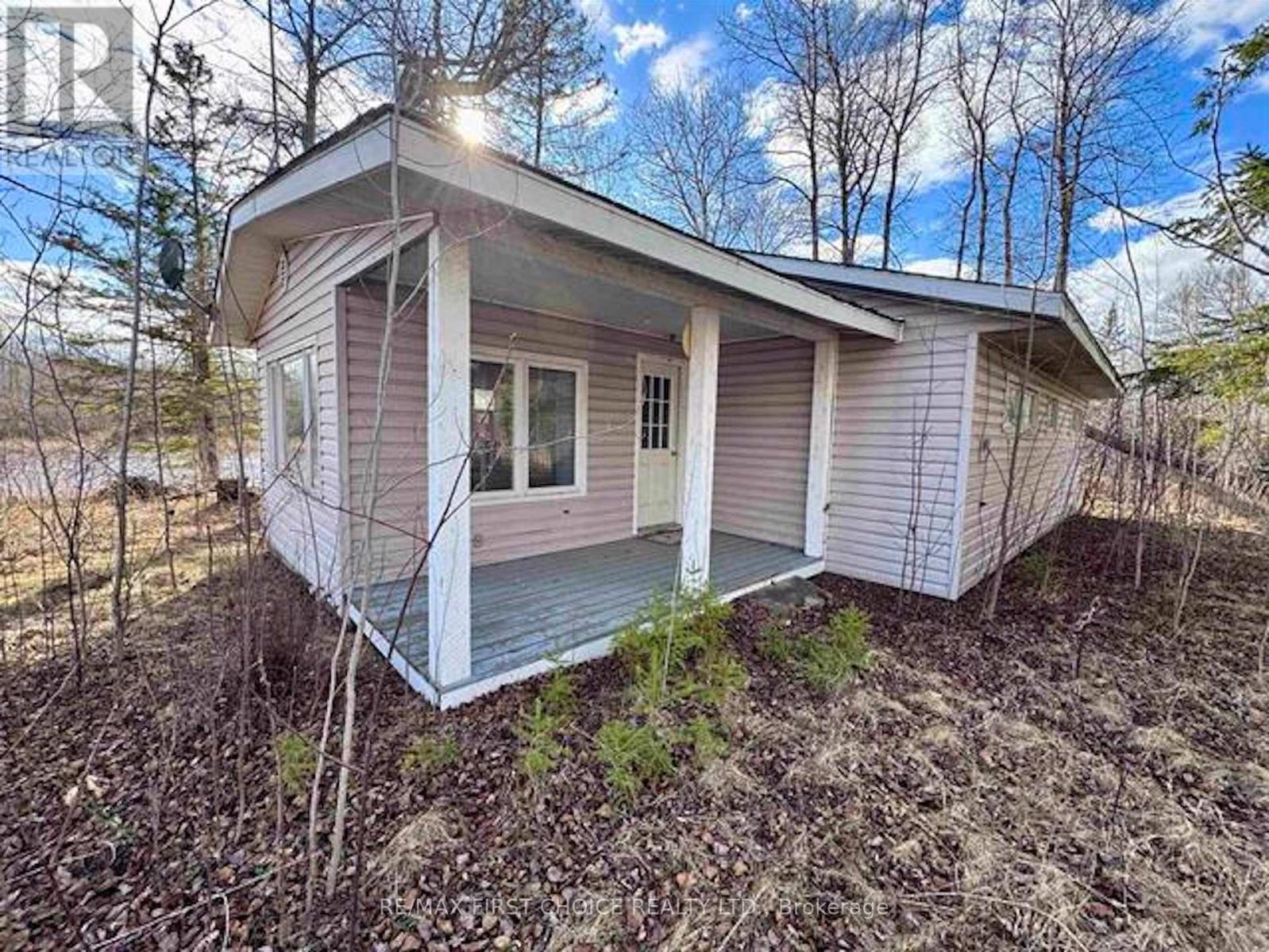 99 Kreger Rd Property Photo 3