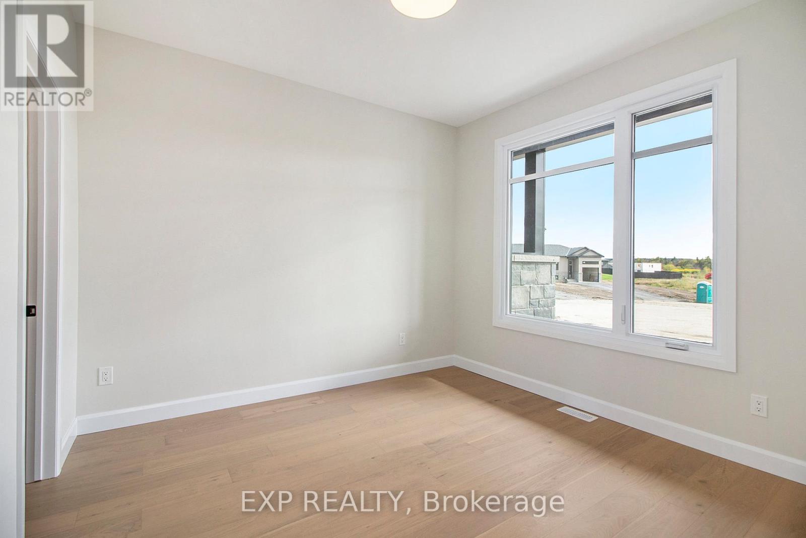 803 Lacroix Road Property Photo 17