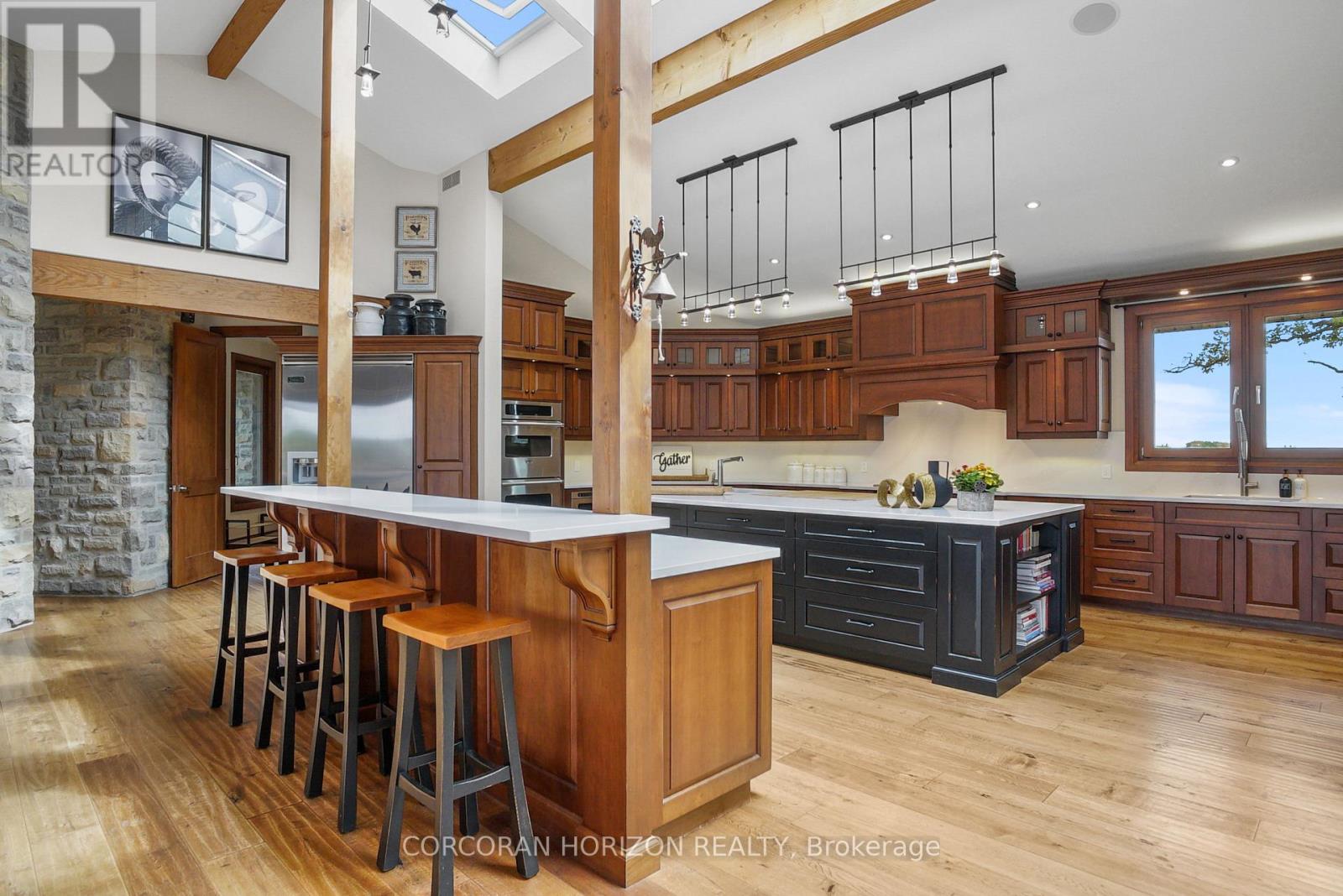 1546 Maryhill Road Property Photo 12