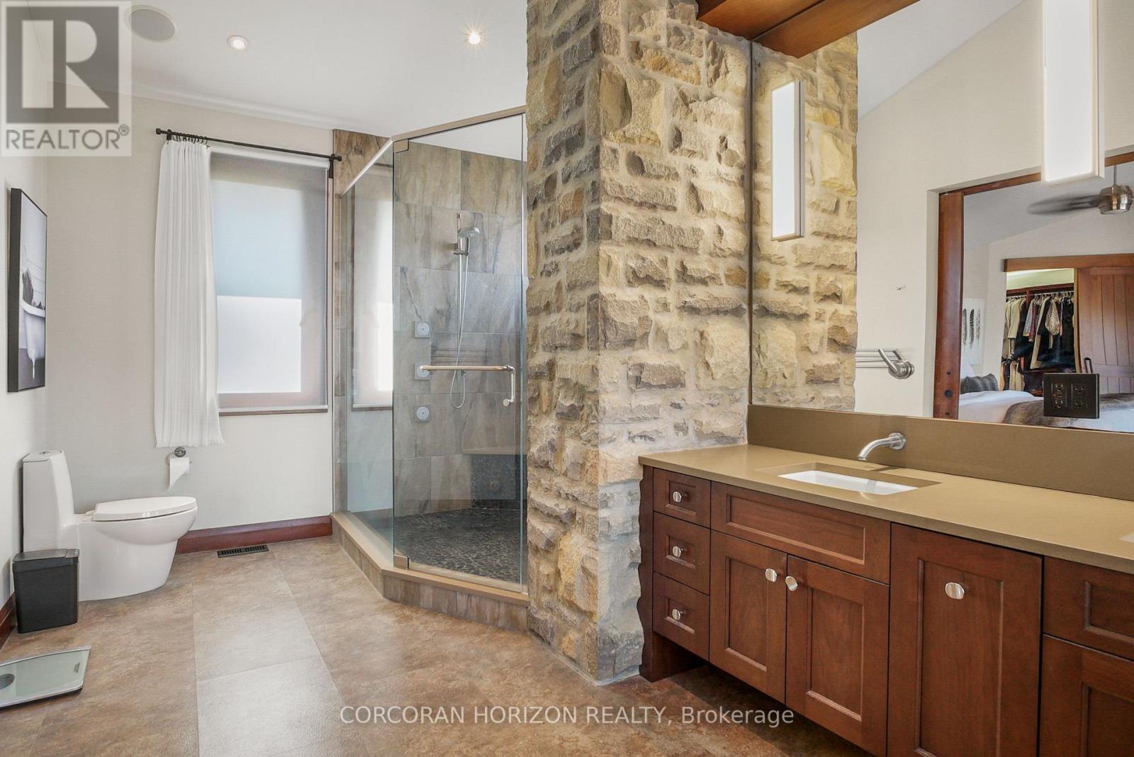 1546 Maryhill Road Property Photo 25