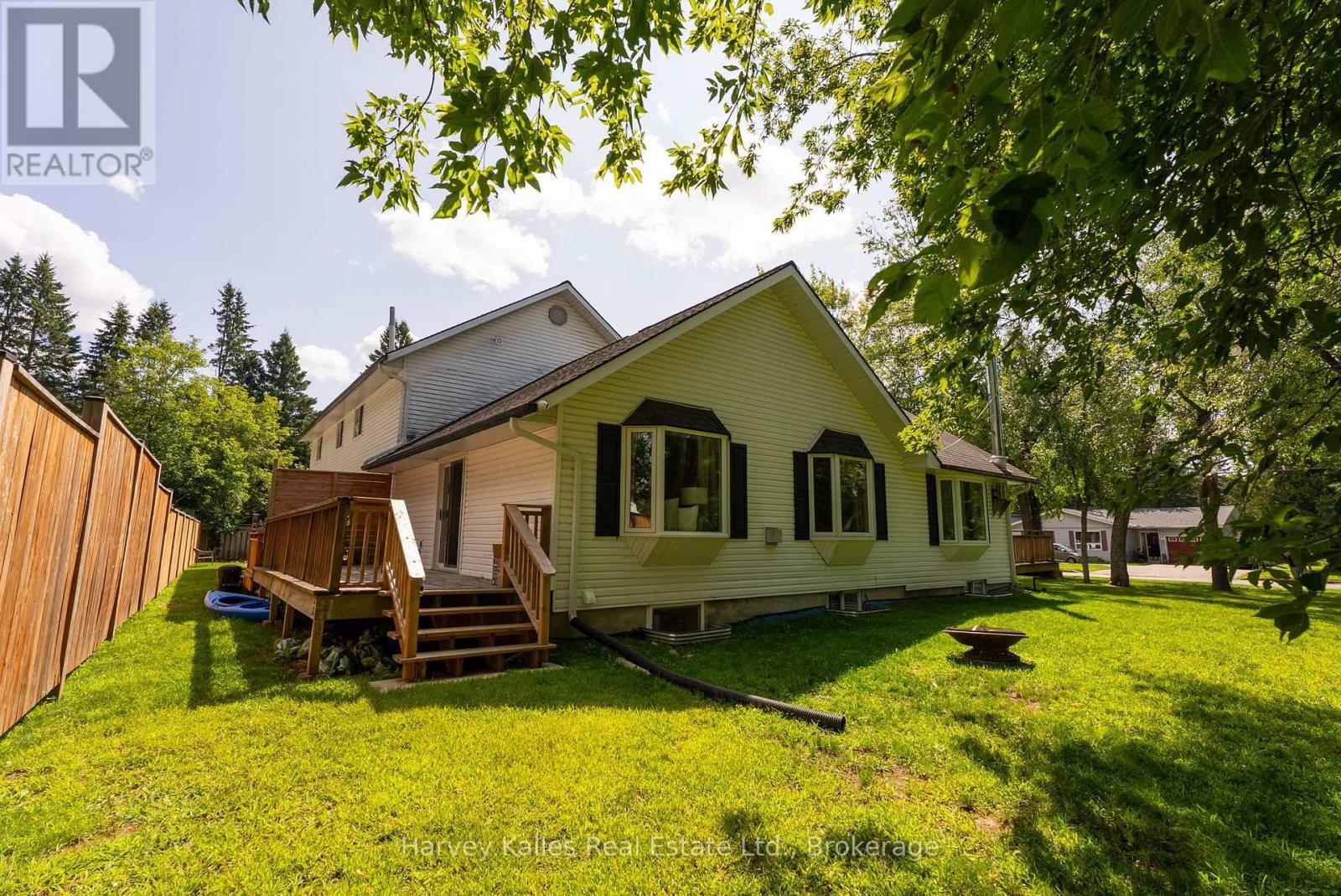 99 Spencer Street Property Photo 8