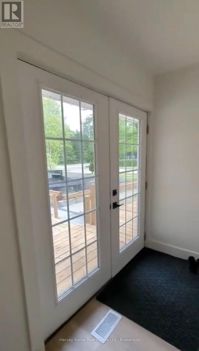 99 Spencer Street Property Photo 16