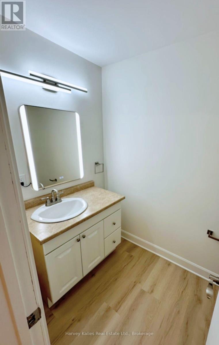 99 Spencer Street Property Photo 23