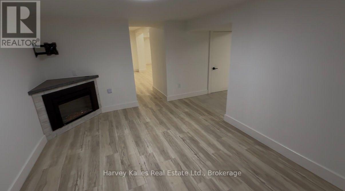 99 Spencer Street Property Photo 34
