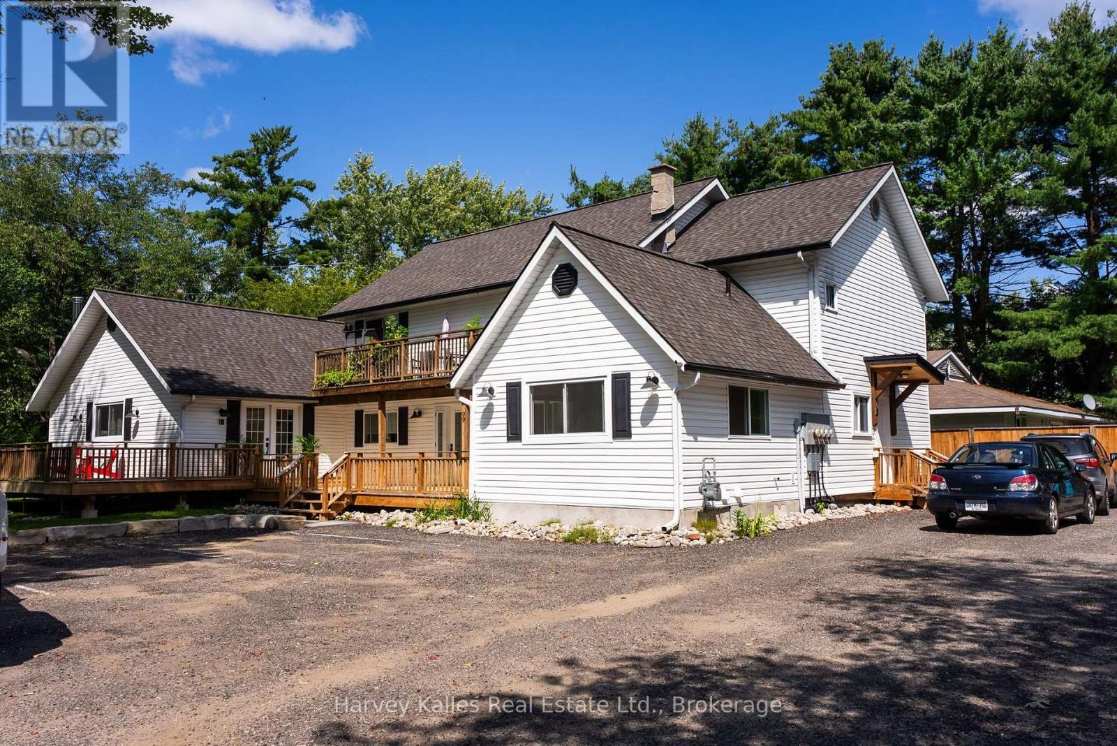 99 Spencer Street Property Photo 37
