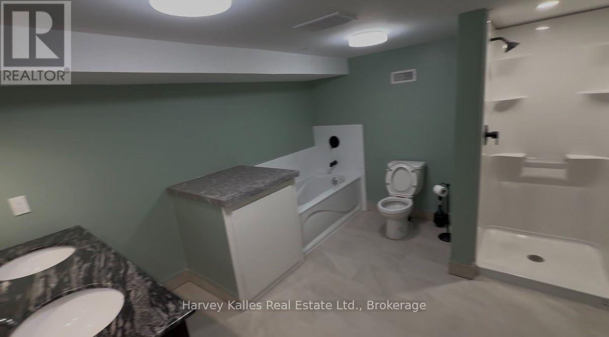 99 Spencer Street Property Photo 47