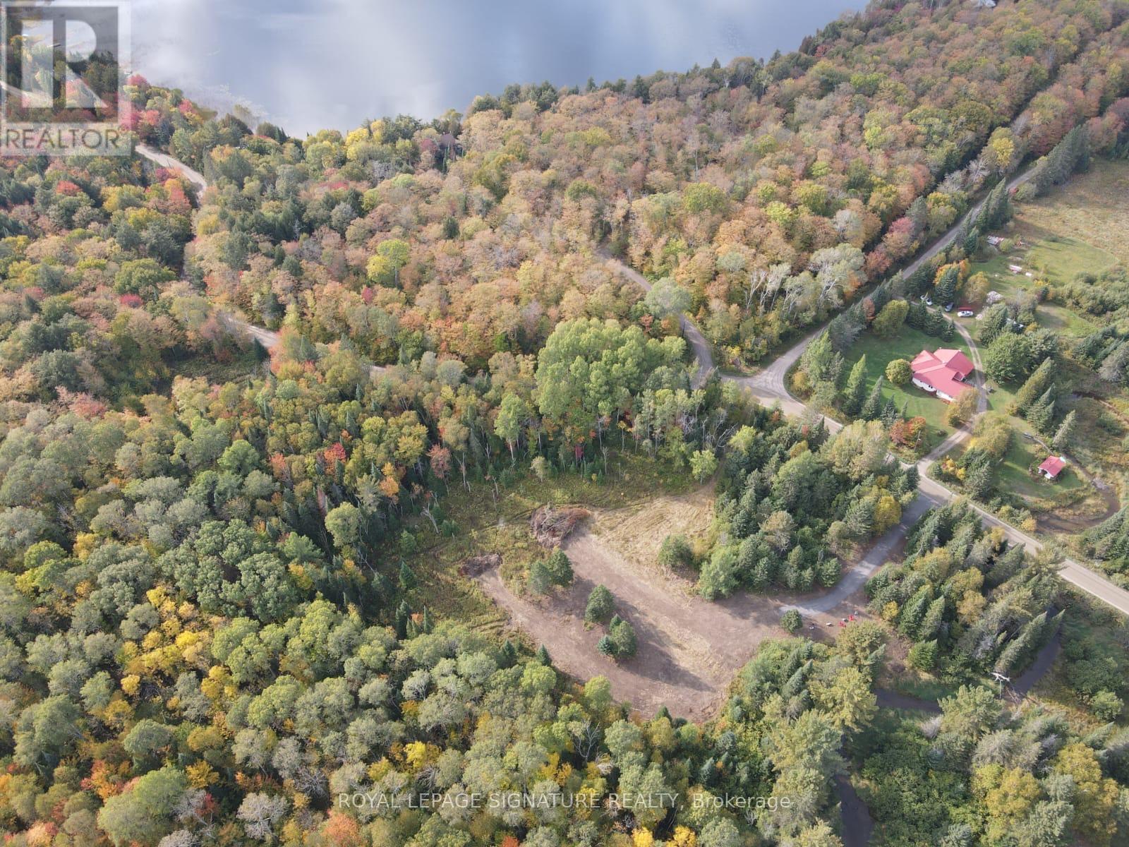 938 Bartlett Lake Road Property Photo 3