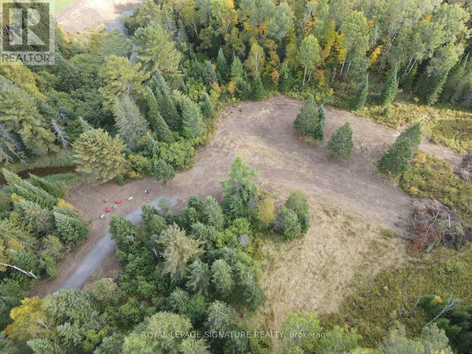 938 Bartlett Lake Road Property Photo 6