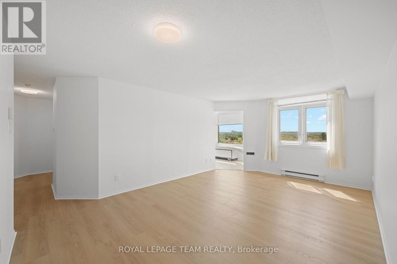 719 - 1025 Grenon Avenue Property Photo 9