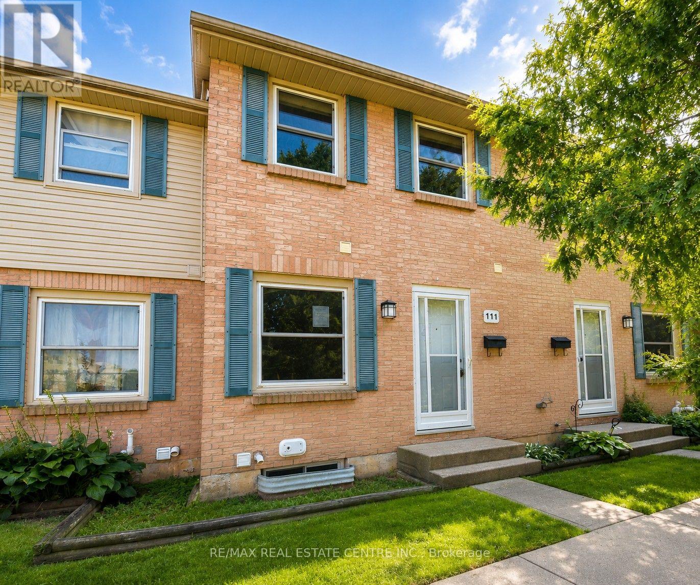 111 - 1247 HURON STREET Property Photo 1