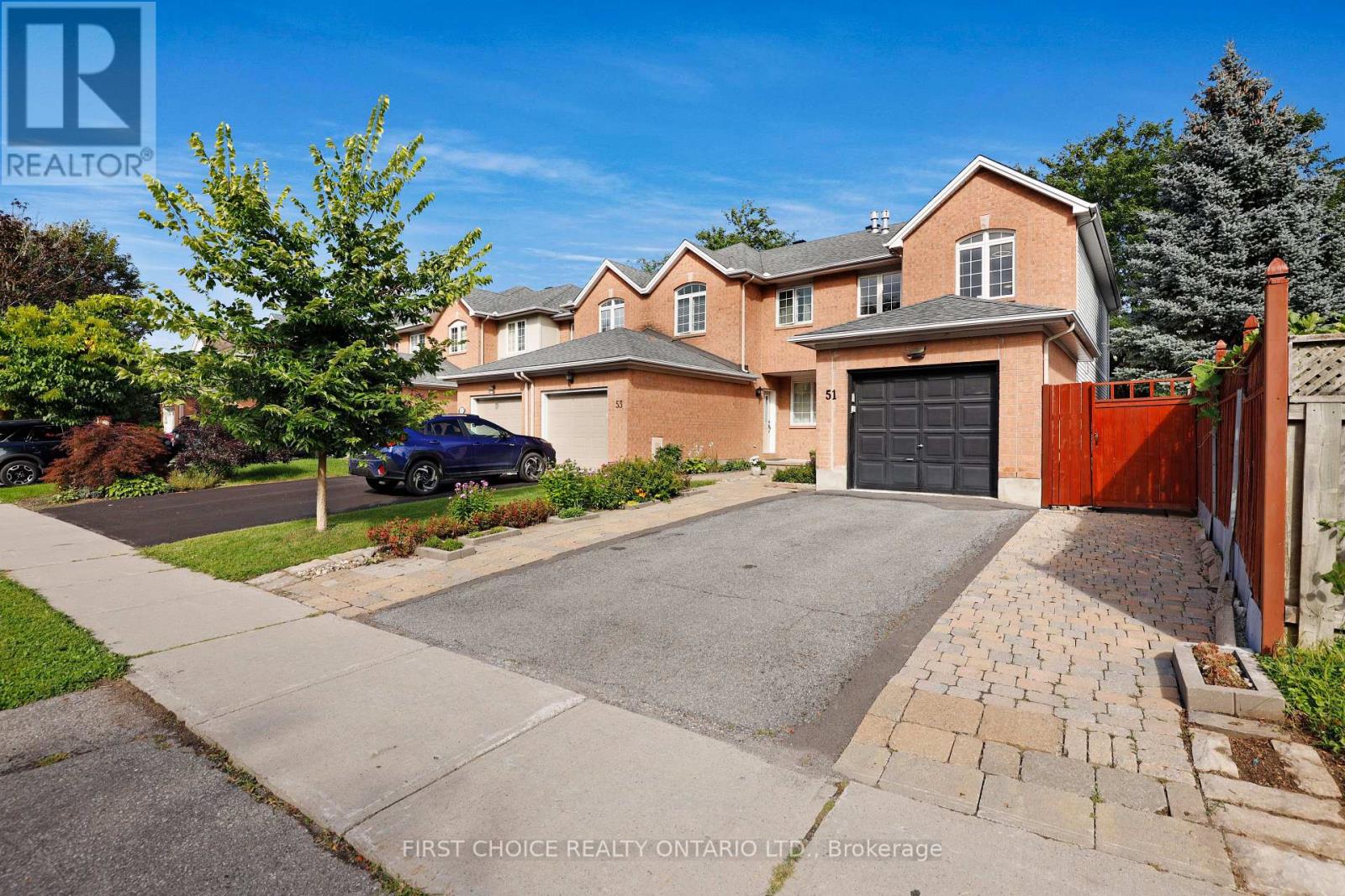 51 Central Park Drive Property Photo 2