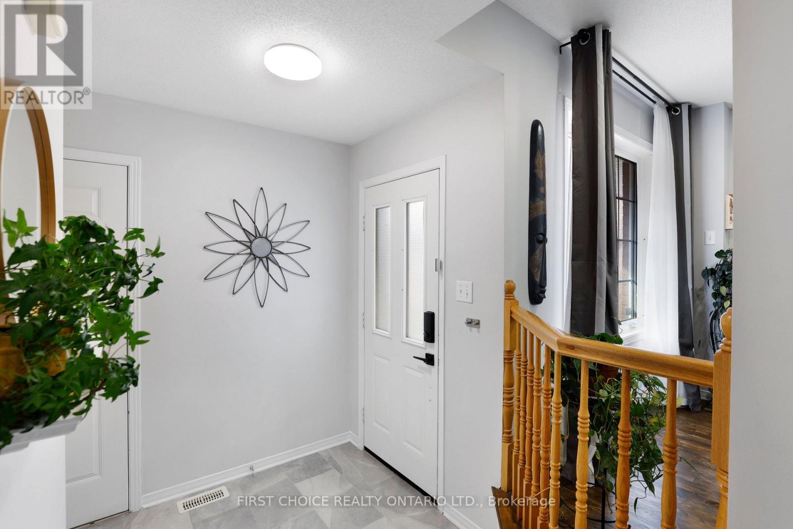 51 Central Park Drive Property Photo 5