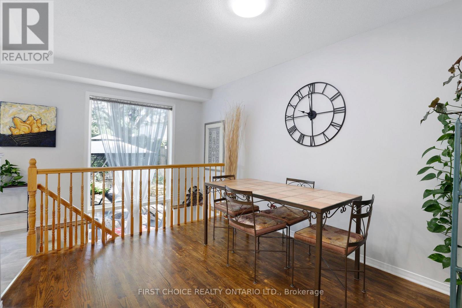 51 Central Park Drive Property Photo 13