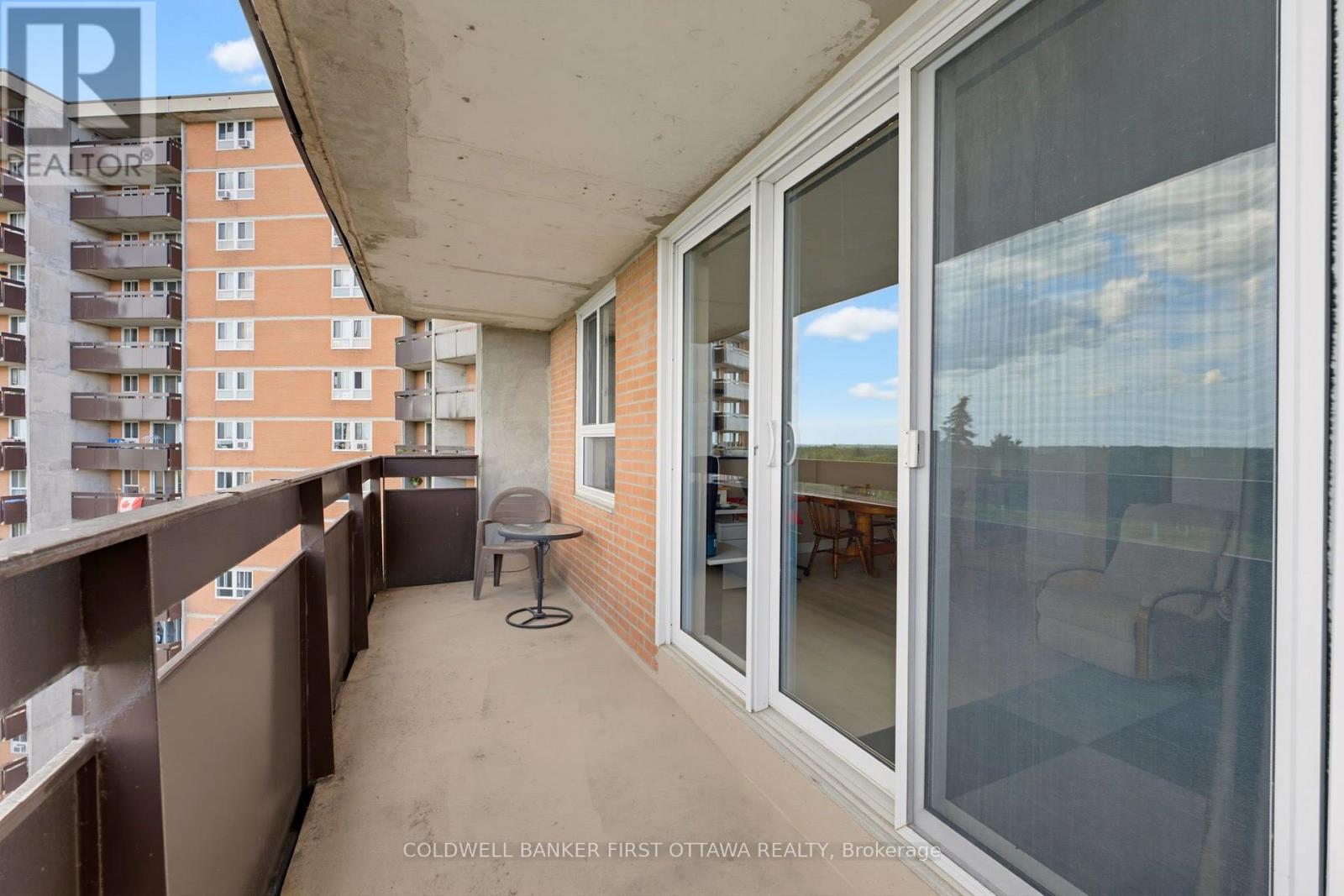 803 - 2000 Jasmine Crescent Property Photo 13