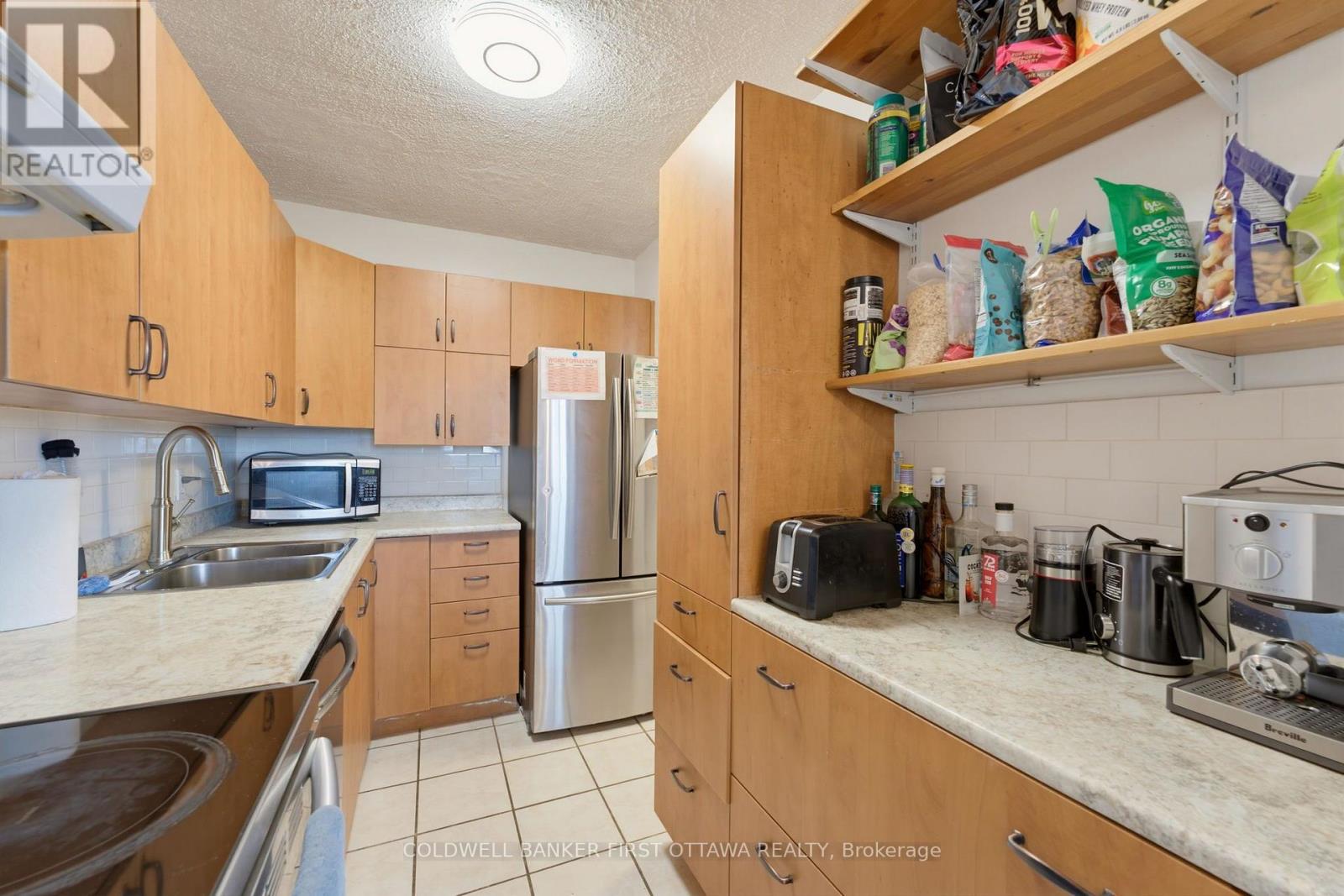 803 - 2000 Jasmine Crescent Property Photo 18