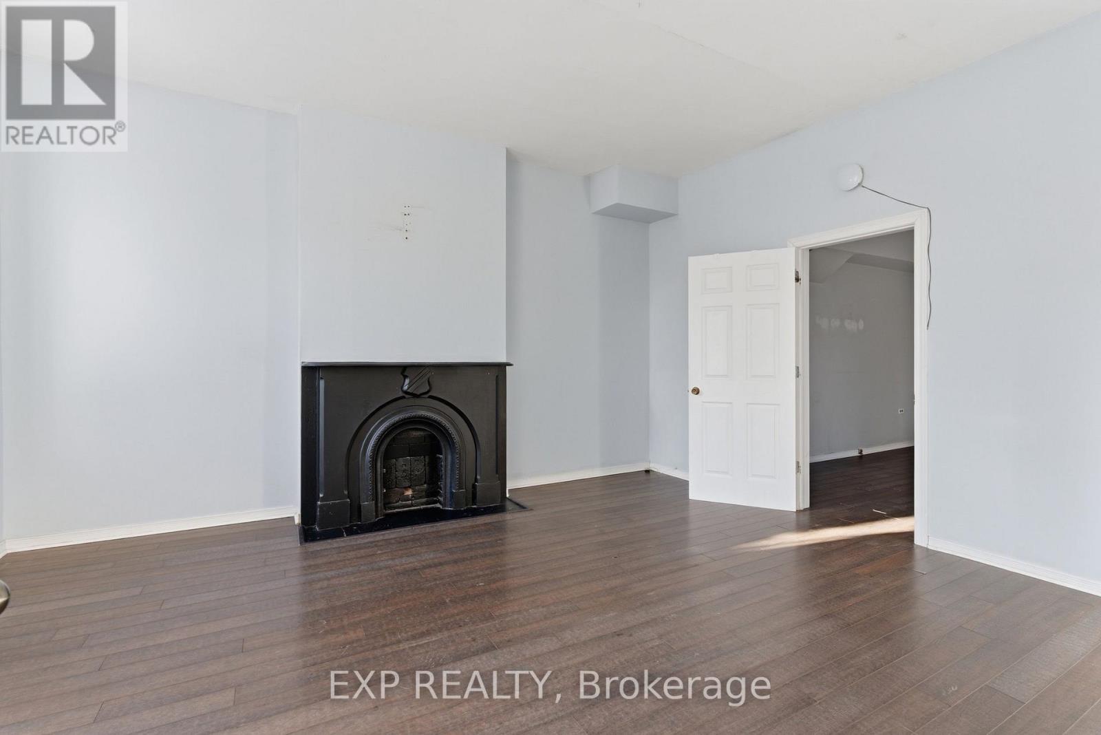 175 King Street Property Photo 6