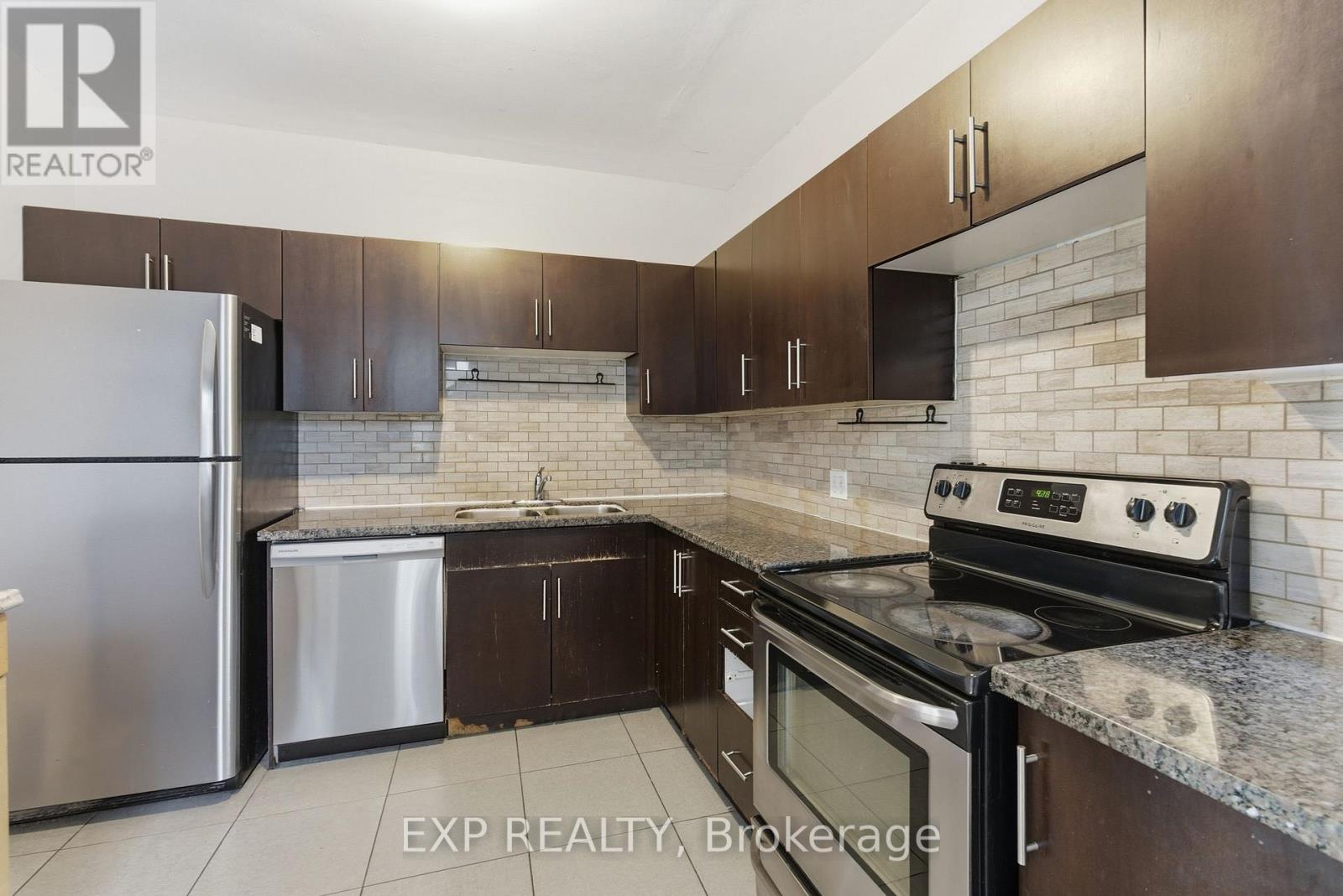 175 King Street Property Photo 18