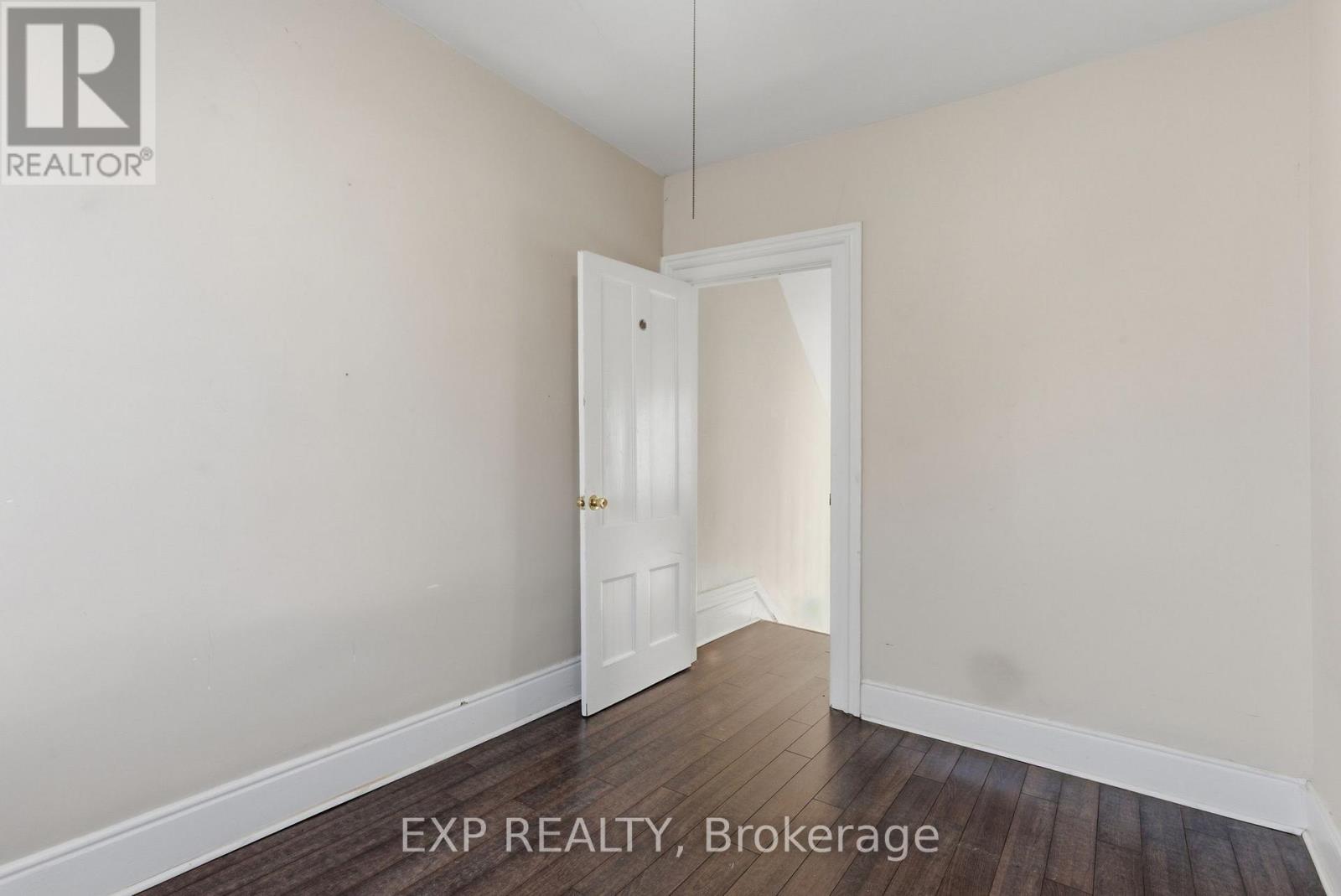 175 King Street Property Photo 25