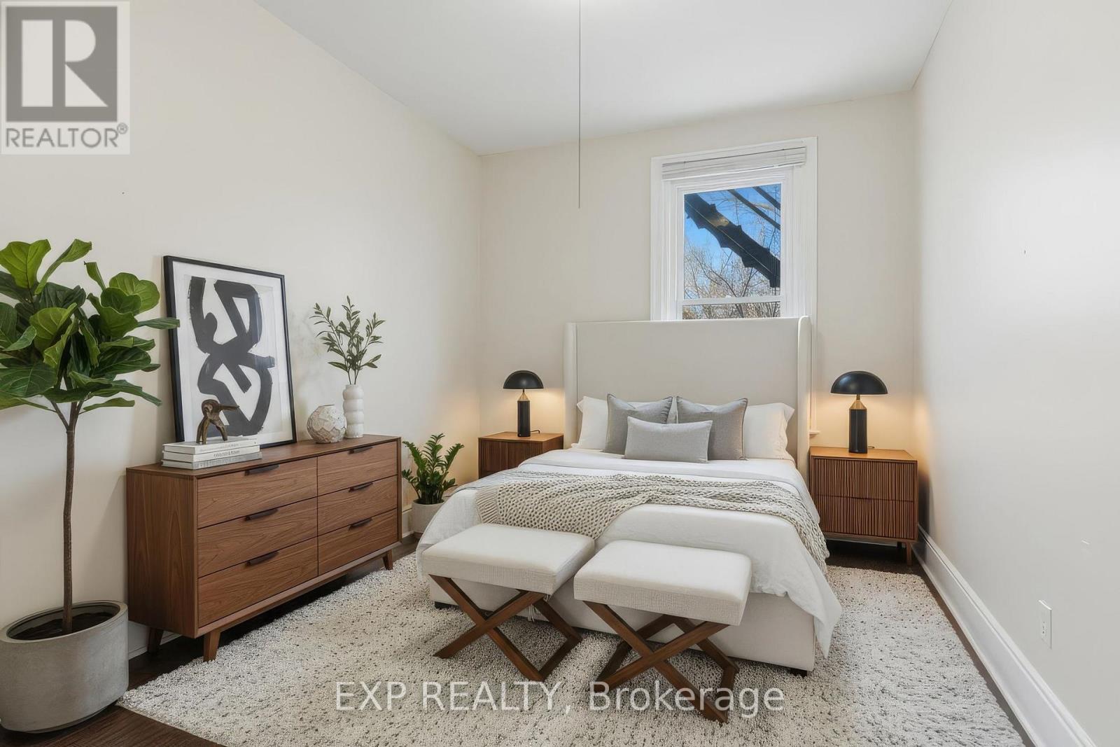 175 King Street Property Photo 32