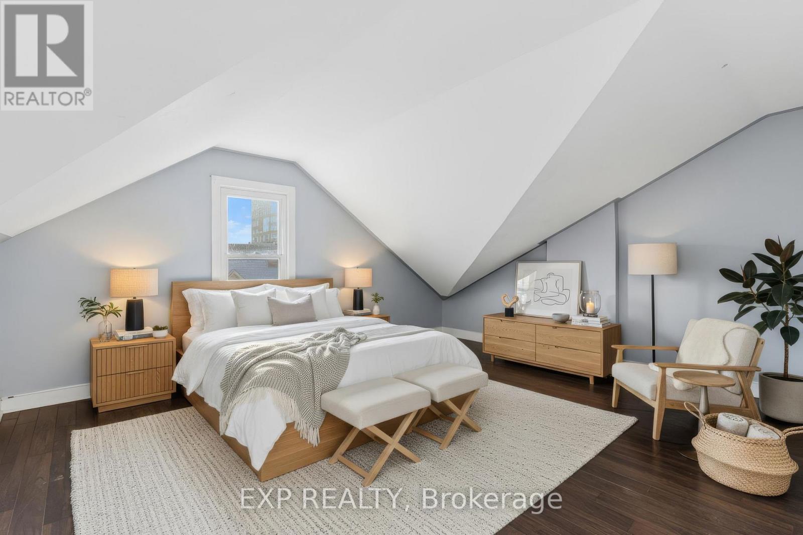 175 King Street Property Photo 37