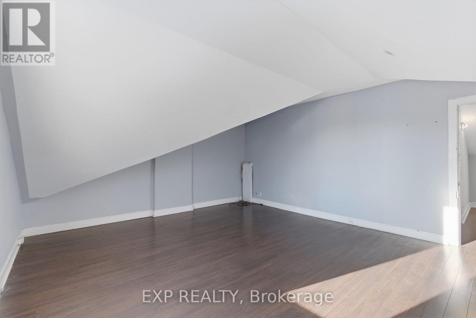 175 King Street Property Photo 39