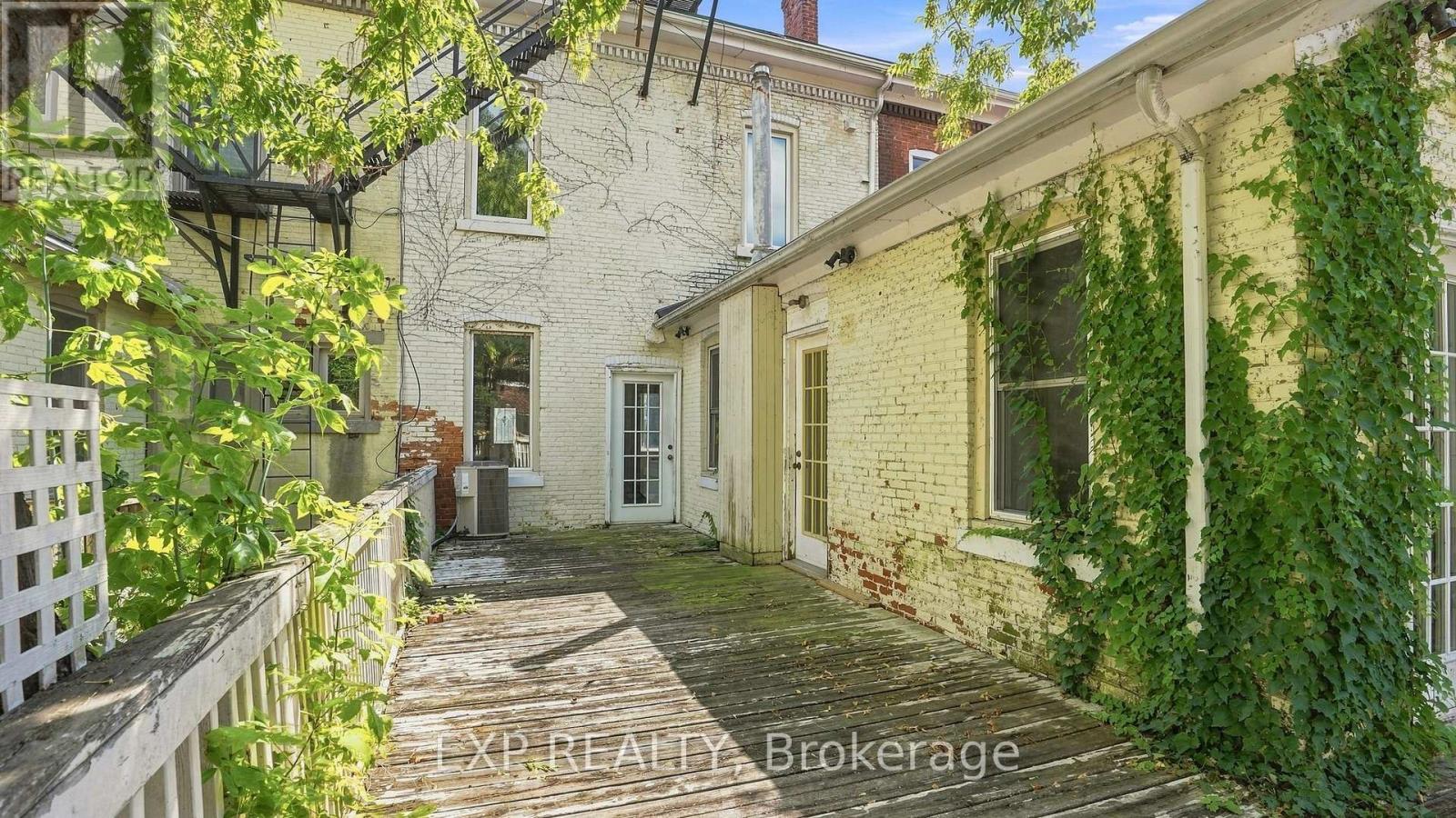 175 King Street Property Photo 45