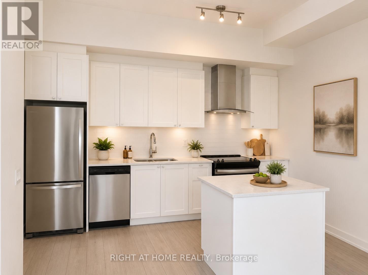 418 - 55 DUKE STREET W