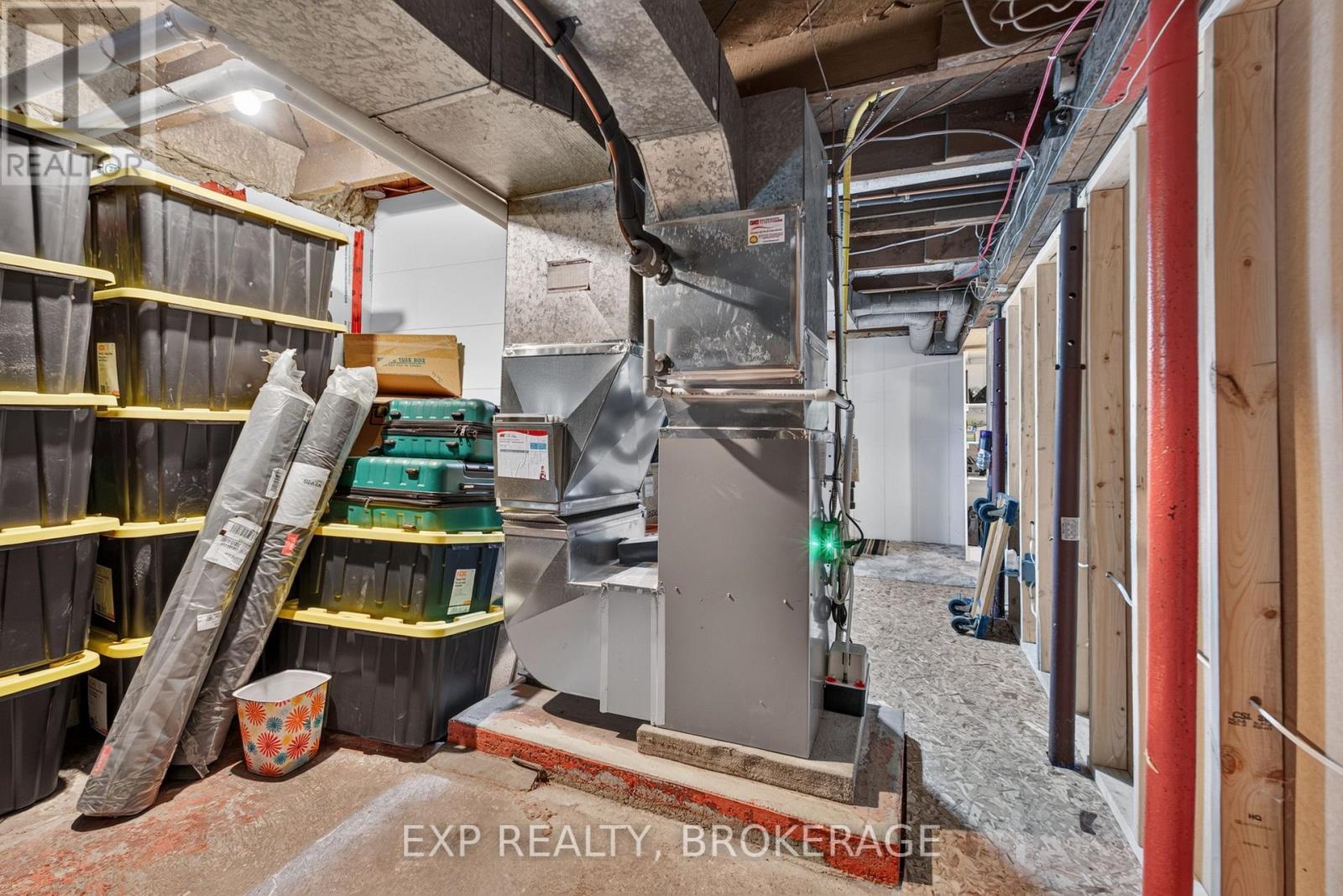 22053 Highway 7 Property Photo 27