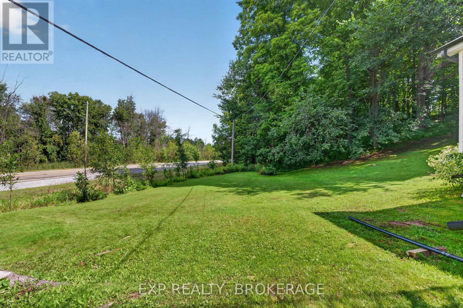 22053 Highway 7 Property Photo 28