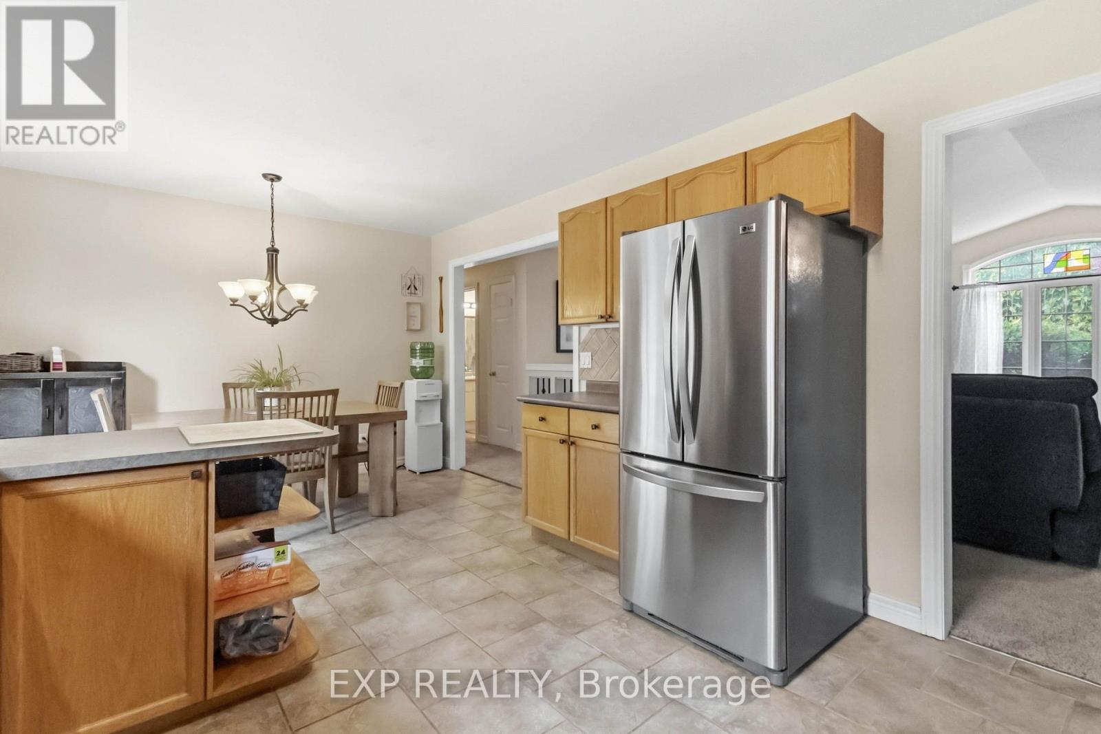 144 Stephen Moore Drive Property Photo 12