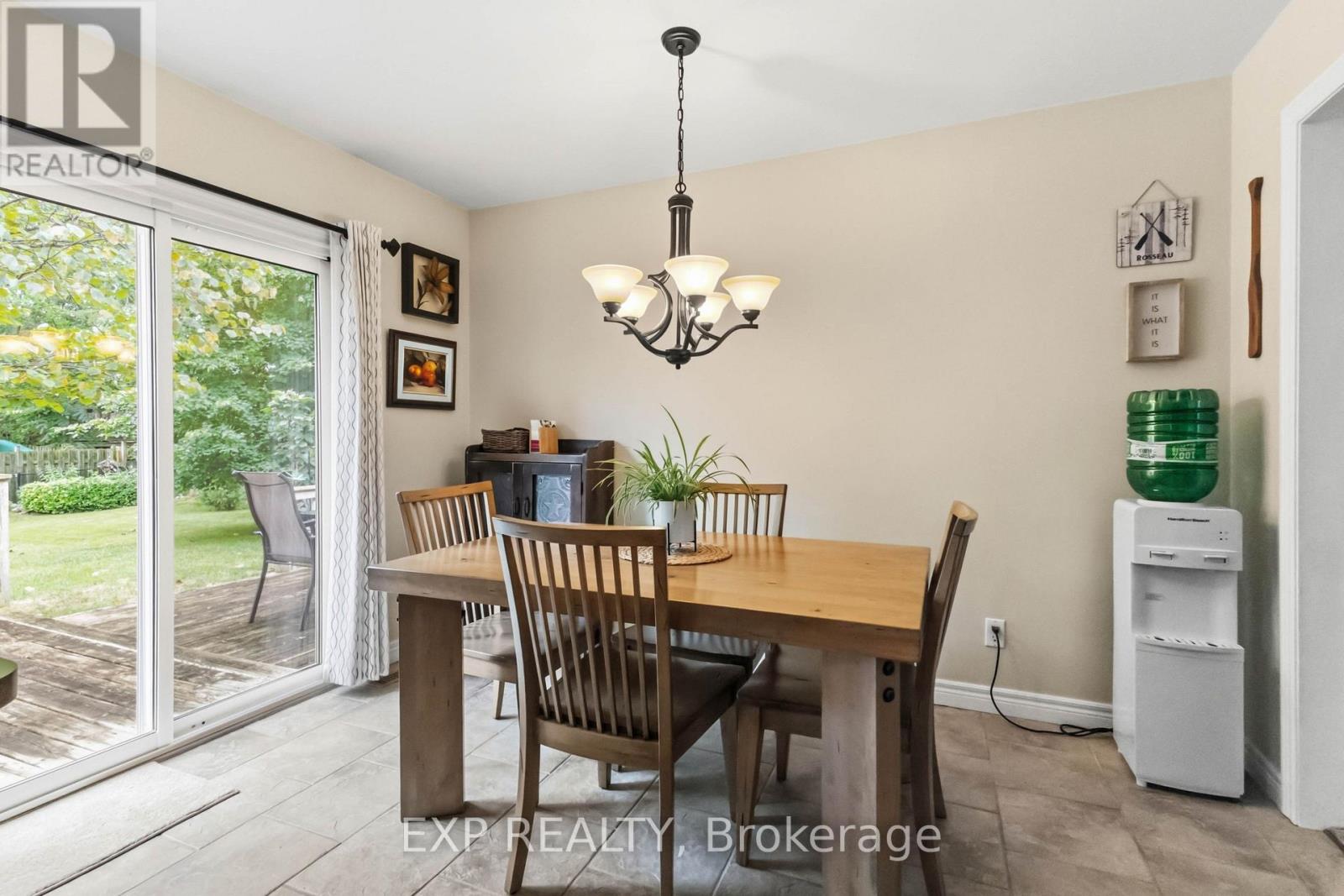 144 Stephen Moore Drive Property Photo 14