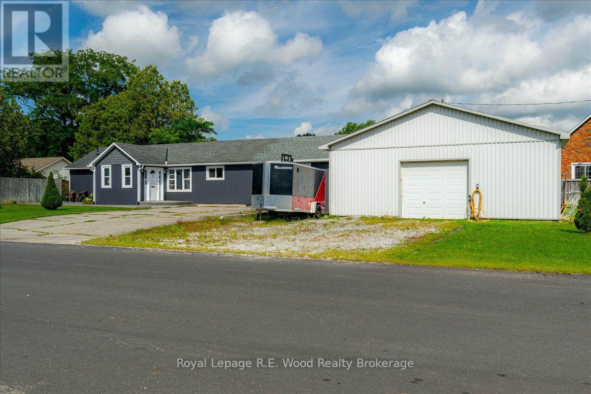 56 Queen Street Property Photo 4