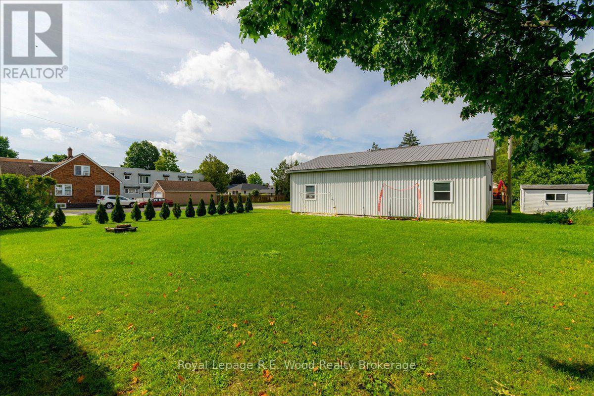 56 Queen Street Property Photo 11
