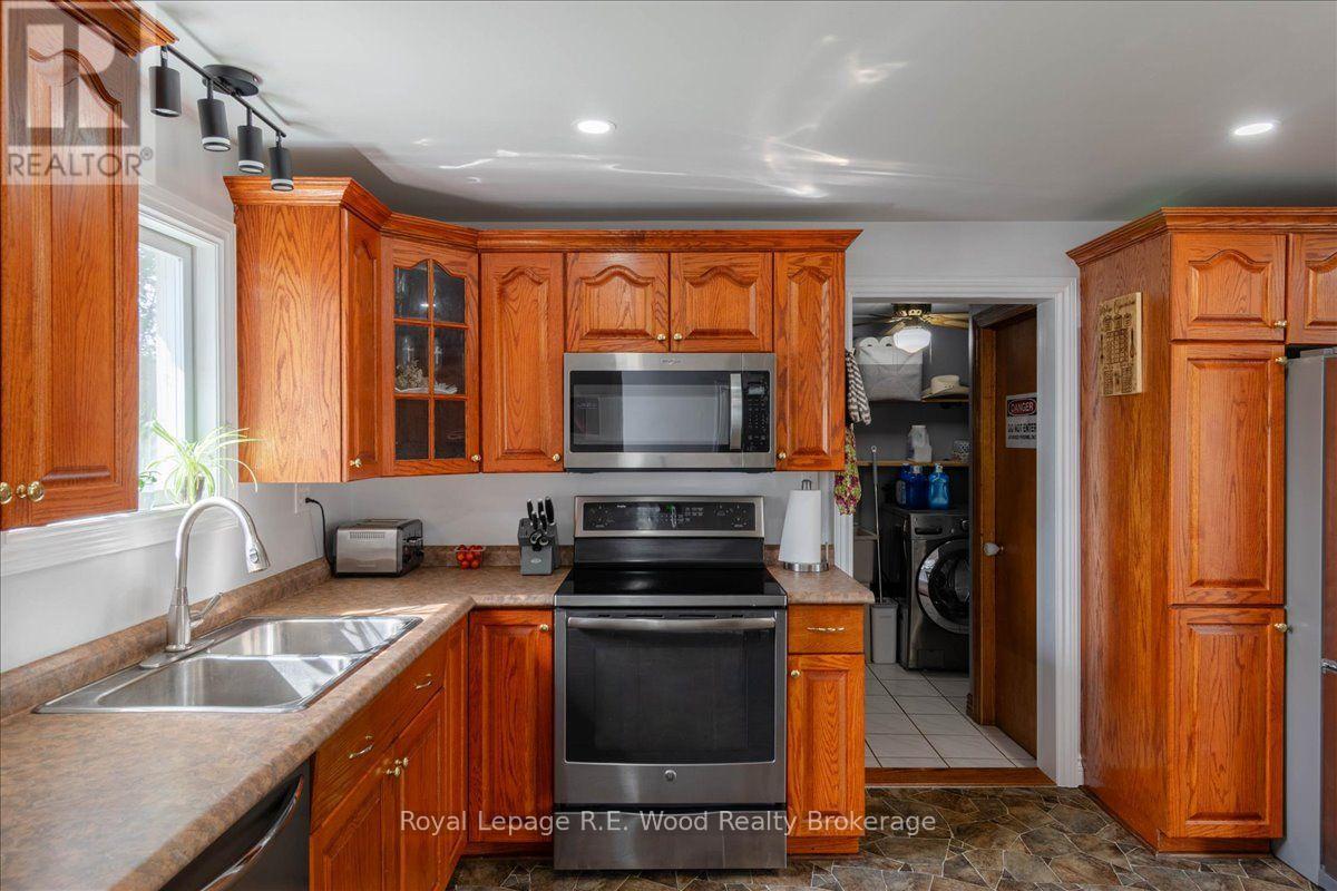 56 Queen Street Property Photo 25