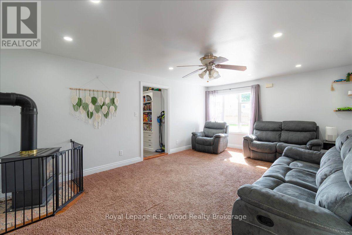 56 Queen Street Property Photo 29