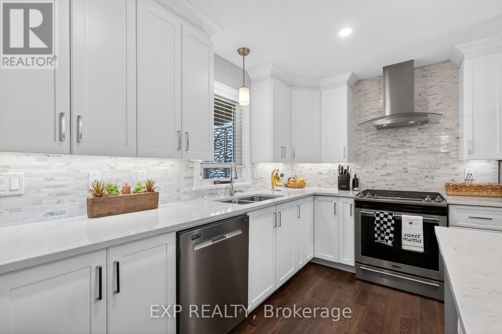 450 Central Park Boulevard Property Photo 11